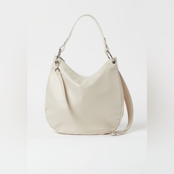 🎁 FREE ADD ON Like New H&M | Light Beige Faux Leather Medium Size Bag - Picture 1 of 4